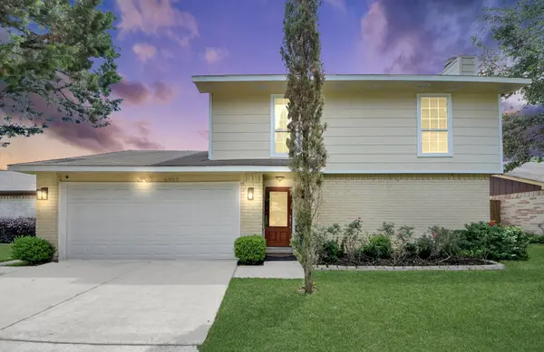 6903 La Violetta DR, Houston, TX 77083
