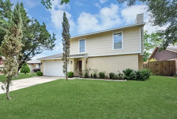 6903 La Violetta DR, Houston, TX 77083