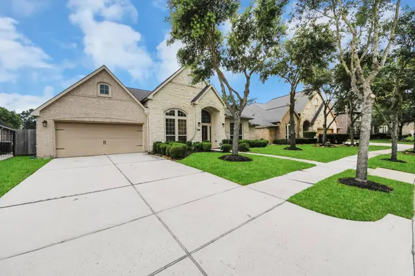 16211 Canova Hill LN, Houston, TX 77044