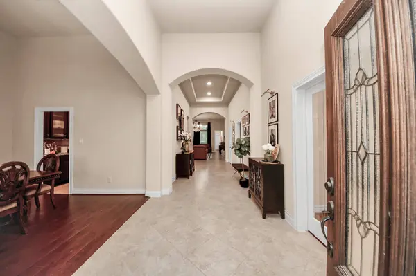 16211 Canova Hill LN, Houston, TX 77044