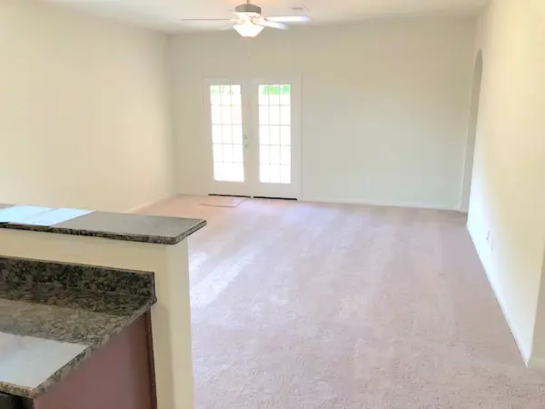 9510 Opal Gates DR, Rosharon, TX 77583