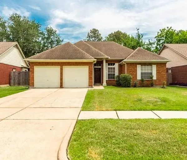 1207 Boulderwoods DR, Houston, TX 77062