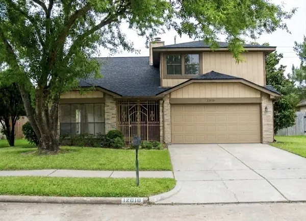 12010 Longbrook DR, Houston, TX 77099