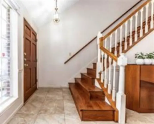 14303 Oak Chase DR, Houston, TX 77062