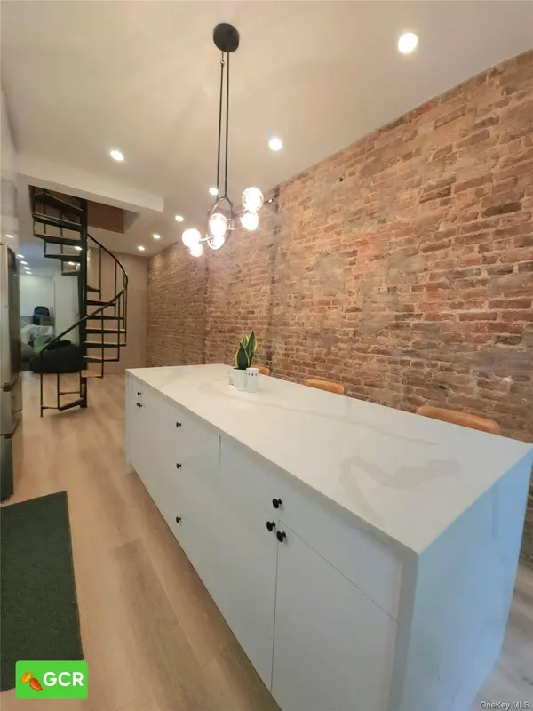 345 Quincy ST #A, Brooklyn, NY 11216