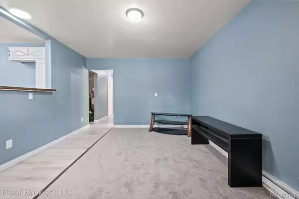 14561 Stout ST, Detroit, MI 48223