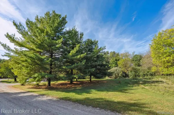 4610 Crane CT, Ypsilanti, MI 48197