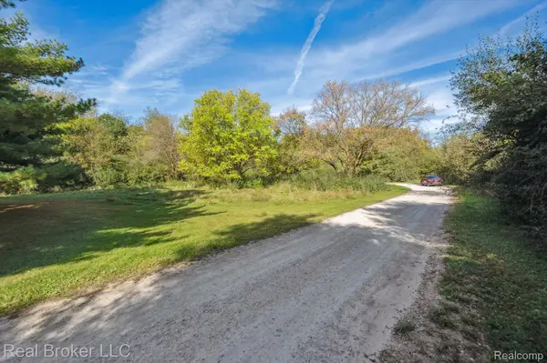 4610 Crane CT, Ypsilanti, MI 48197