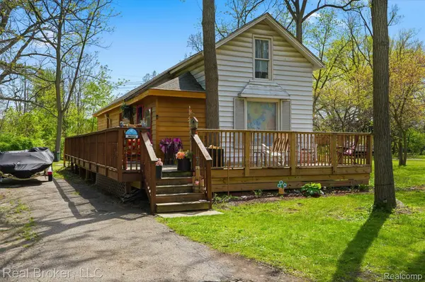 36553 Romulus AVE, Romulus, MI 48174