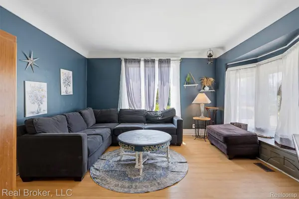 137 Trowbridge ST, Detroit, MI 48202