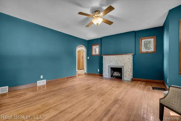 624 N Prospect RD, Ypsilanti, MI 48198
