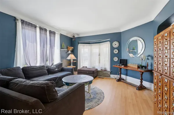 137 Trowbridge ST, Detroit, MI 48202