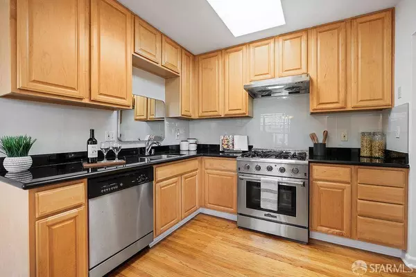 451 Ramsell ST, San Francisco, CA 94132