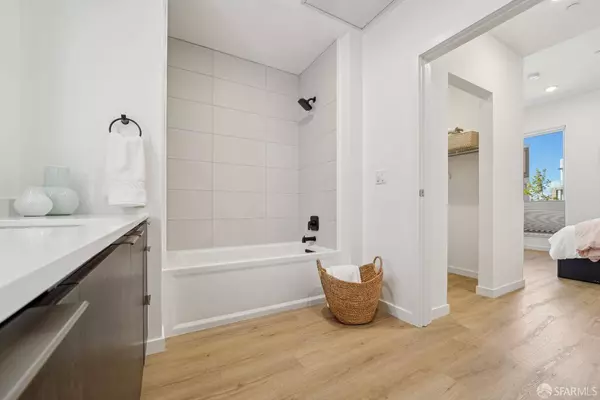 52 Kirkwood AVE #416, San Francisco, CA 94124