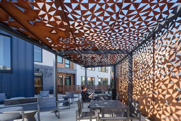 52 Kirkwood AVE #408, San Francisco, CA 94124