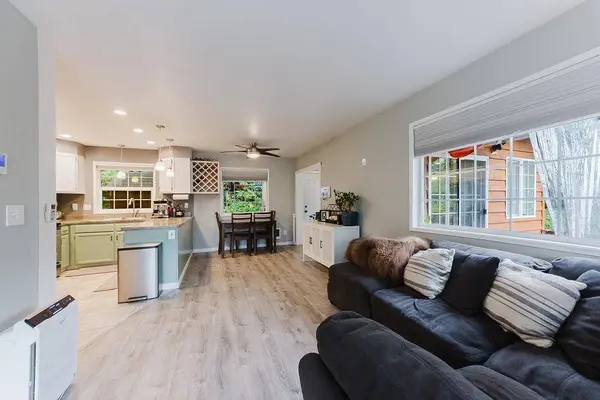 4400 Abby Way, Juneau, AK 99801
