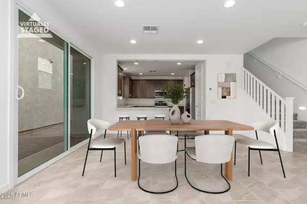 3312 S LOTUS Avenue, Mesa, AZ 85212