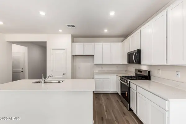 21135 E Arrowhead Trail, Queen Creek, AZ 85142