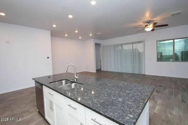 1135 E Tekoa Avenue, Gilbert, AZ 85298