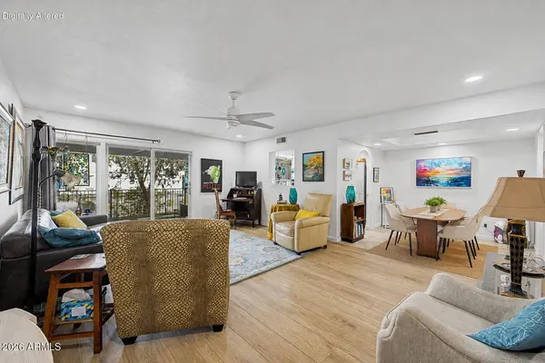 5323 S MITCHELL Drive, Tempe, AZ 85283