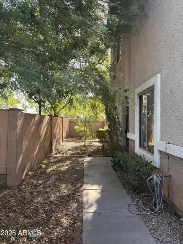 1190 S RED ROCK Court #F, Gilbert, AZ 85296