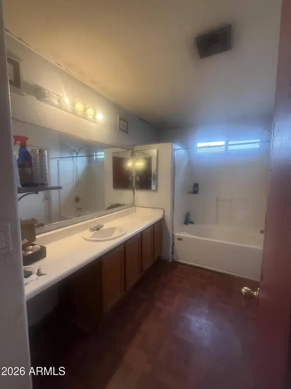 1190 S RED ROCK Court #F, Gilbert, AZ 85296