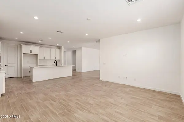 23724 N 165th Drive, Surprise, AZ 85387