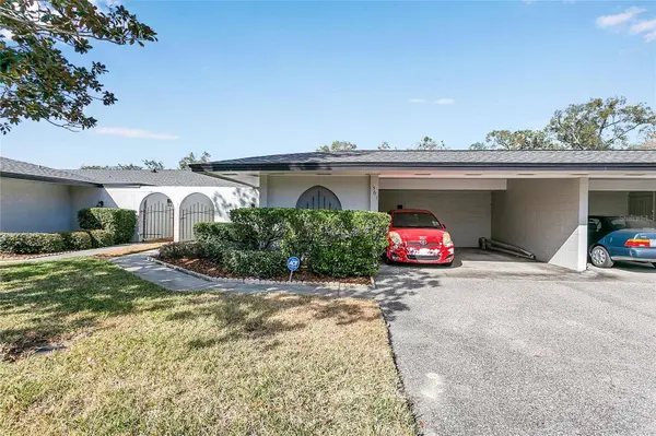 561 E ORANGE ST, Altamonte Springs, FL 32701