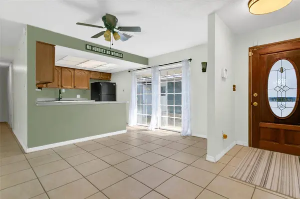 561 E ORANGE ST, Altamonte Springs, FL 32701