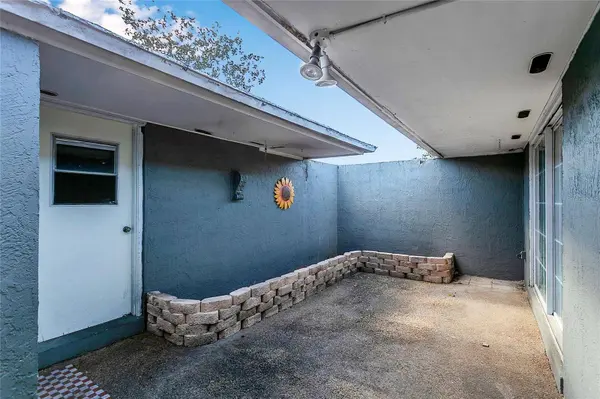561 E ORANGE ST, Altamonte Springs, FL 32701