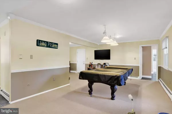 209 LAMP POST LN, Camp Hill, PA 17011