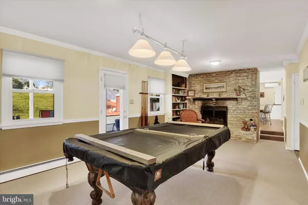 209 LAMP POST LN, Camp Hill, PA 17011