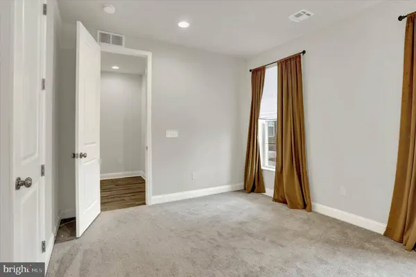 3213 WAYLAND RD, Mechanicsburg, PA 17055