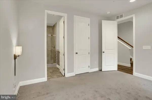 3213 WAYLAND RD, Mechanicsburg, PA 17055