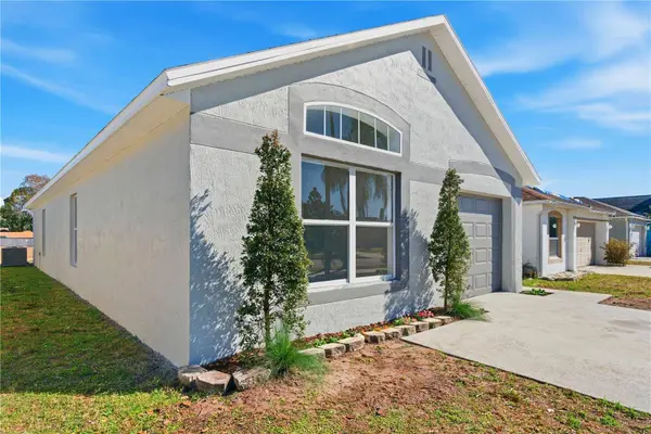 461 CADENZA DR, Orlando, FL 32807