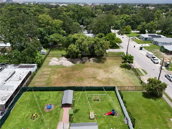 1221 25TH ST, Orlando, FL 32805