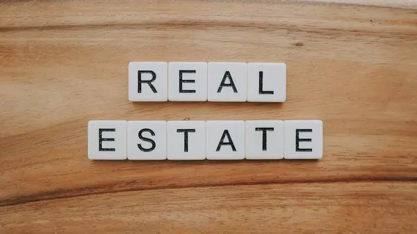 Life Doesn't Wait for a Good Interest Rate:,Shaaron Honeycutt