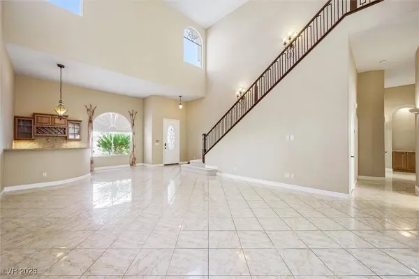 2107 Eaglepath CIR, Henderson, NV 89074