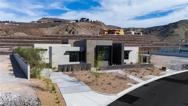 10 Sanctuary Peak CT, Henderson, NV 89012