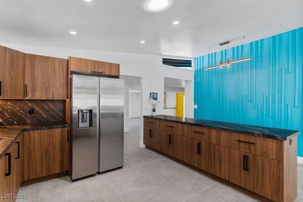 3333 Seminole CIR, Las Vegas, NV 89169