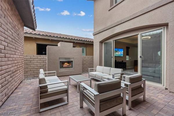 342 Molinetto ST, Las Vegas, NV 89138