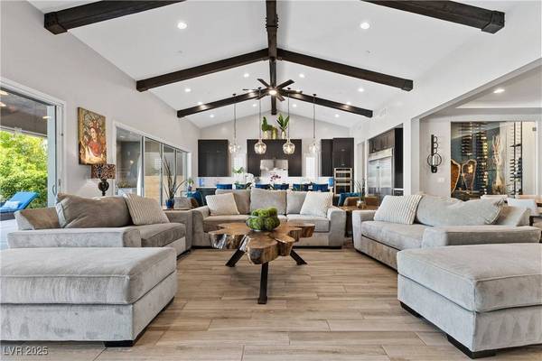 7460 Tucker William ST, Las Vegas, NV 89149