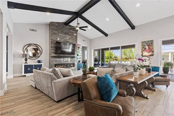 7460 Tucker William ST, Las Vegas, NV 89149