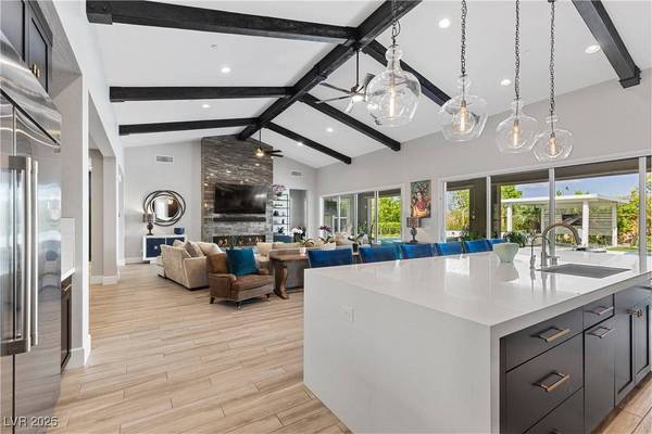 7460 Tucker William ST, Las Vegas, NV 89149