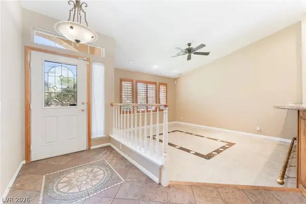 2117 White Falls ST, Las Vegas, NV 89128