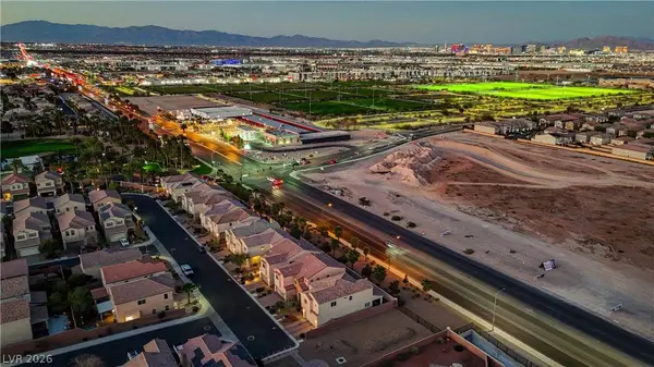 32 Lily Grove RD, Las Vegas, NV 89148