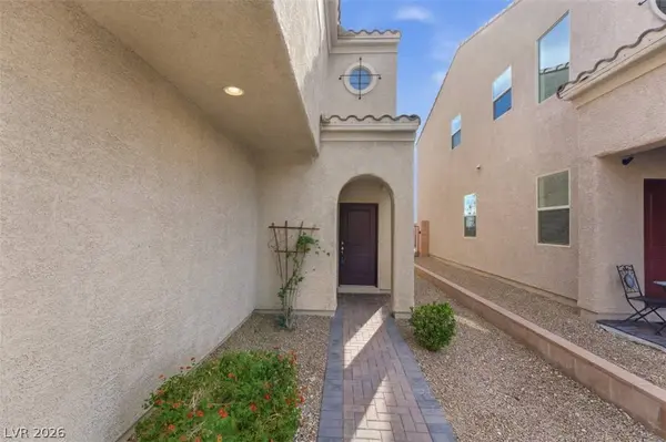 32 Lily Grove RD, Las Vegas, NV 89148