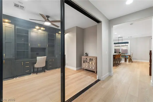 7136 Whitford ST, Las Vegas, NV 89166