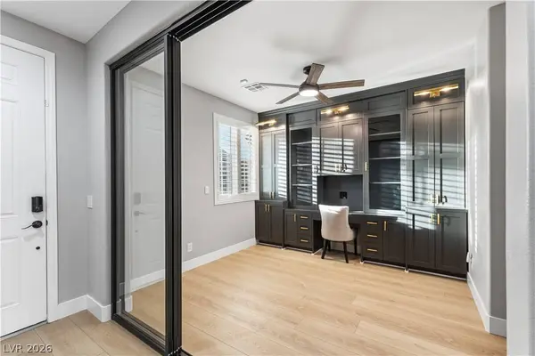 7136 Whitford ST, Las Vegas, NV 89166