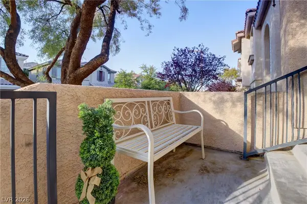 11909 Amistoso LN, Las Vegas, NV 89138